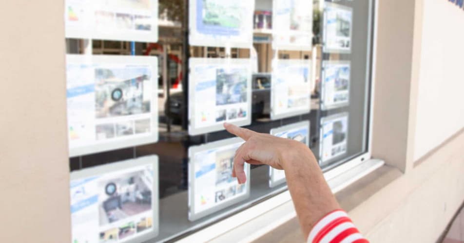 Mandat exclusif vs mandat simple : quel choix pour vendre vite ?